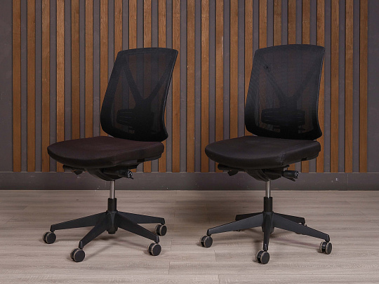 Офисное кресло Ткань Чёрный Россия