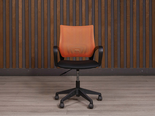 Офисное кресло Ткань Оранжевый Россия
