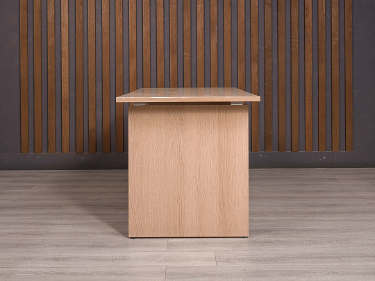 Стол прямоугольный ДСП Орех Россия