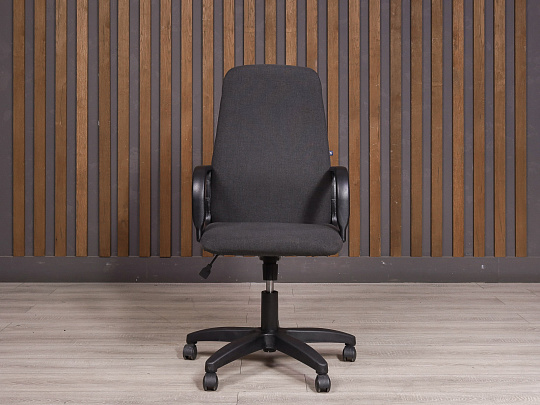 Офисное кресло Nowy Styl Ткань Серый Россия