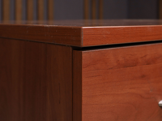 Тумба приставная ДСП Вишня Россия