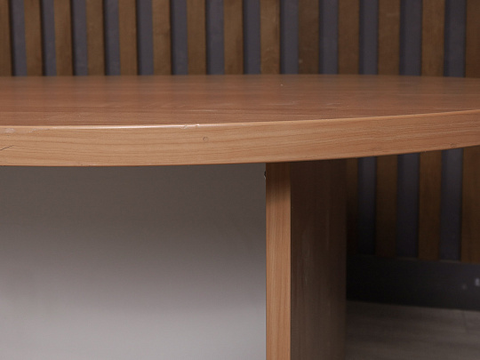 Стол для переговоров ДСП Орех Россия