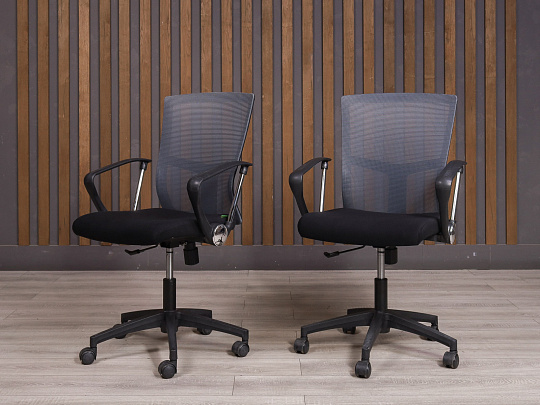 Офисное кресло RivaChair Ткань Чёрный Россия