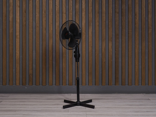 Вентилятор Akai EF-US 1600C Металл Чёрный Россия