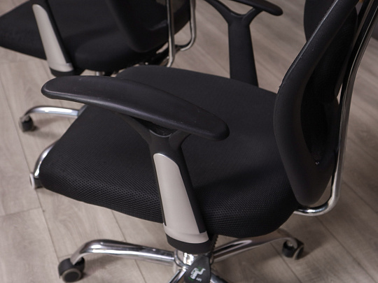 Офисное кресло Ткань Чёрный Россия