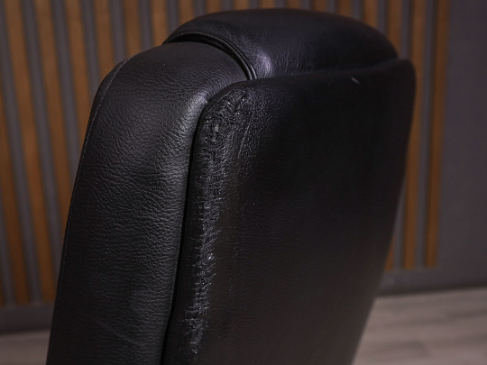 Кресло руководителя Кожа Чёрный Россия