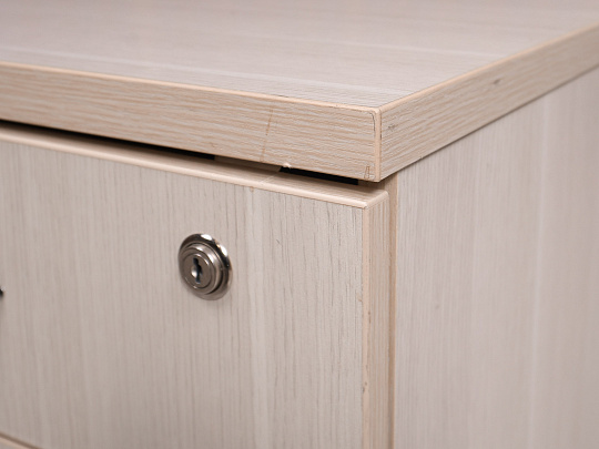 Тумба подкатная ДСП Дуб Россия