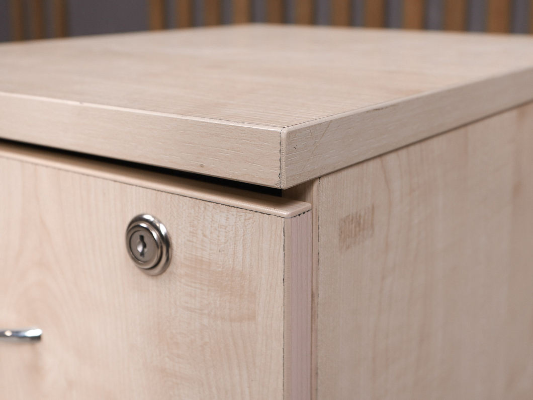 Тумба подкатная ДСП Дуб Россия (24156-26095)