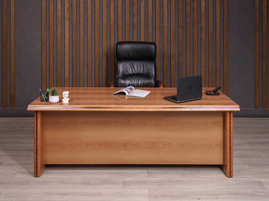 Стол руководителя ДСП Орех Россия