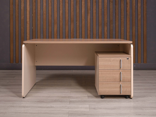 Стол с тумбой ДСП Ясень шимо Россия