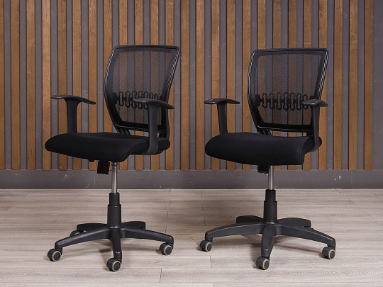 Офисное кресло Ткань Чёрный Россия