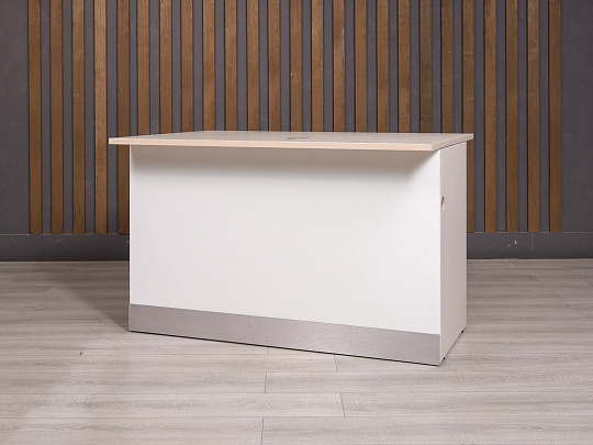 Стол прямоугольный ДСП Дуб Россия