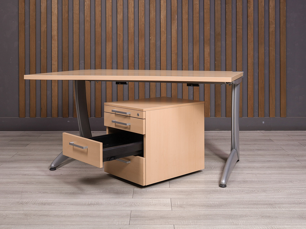 Стол с тумбой Steelcase ДСП Клен США (2157-14045)