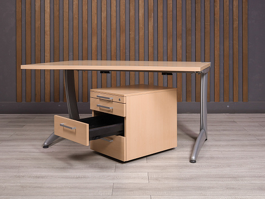 Стол с тумбой Steelcase ДСП Клен США