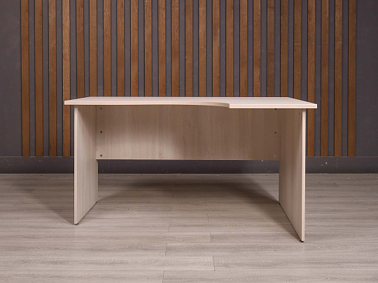 Стол эргономичный ДСП Дуб Россия