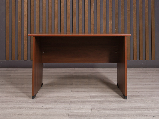 Стол прямоугольный ДСП Вишня Россия